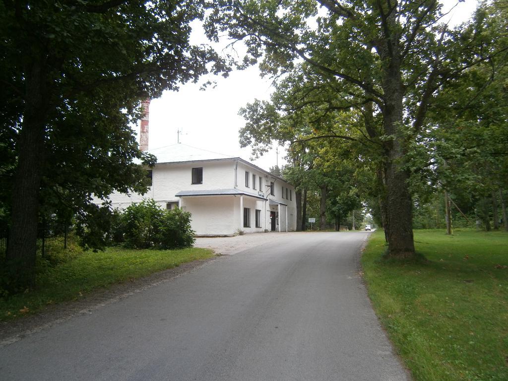 Ostello White House Puhkemaja Uulu Esterno foto